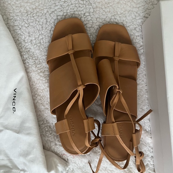 Tie leather Sandals - Vince Women's Dunaway - Leather and very comfortable - Picture 6 of 9